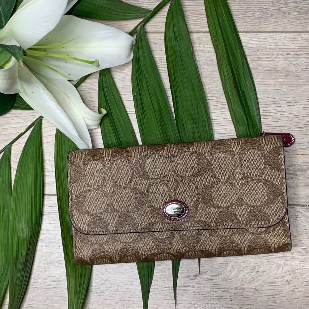 Coach wallet